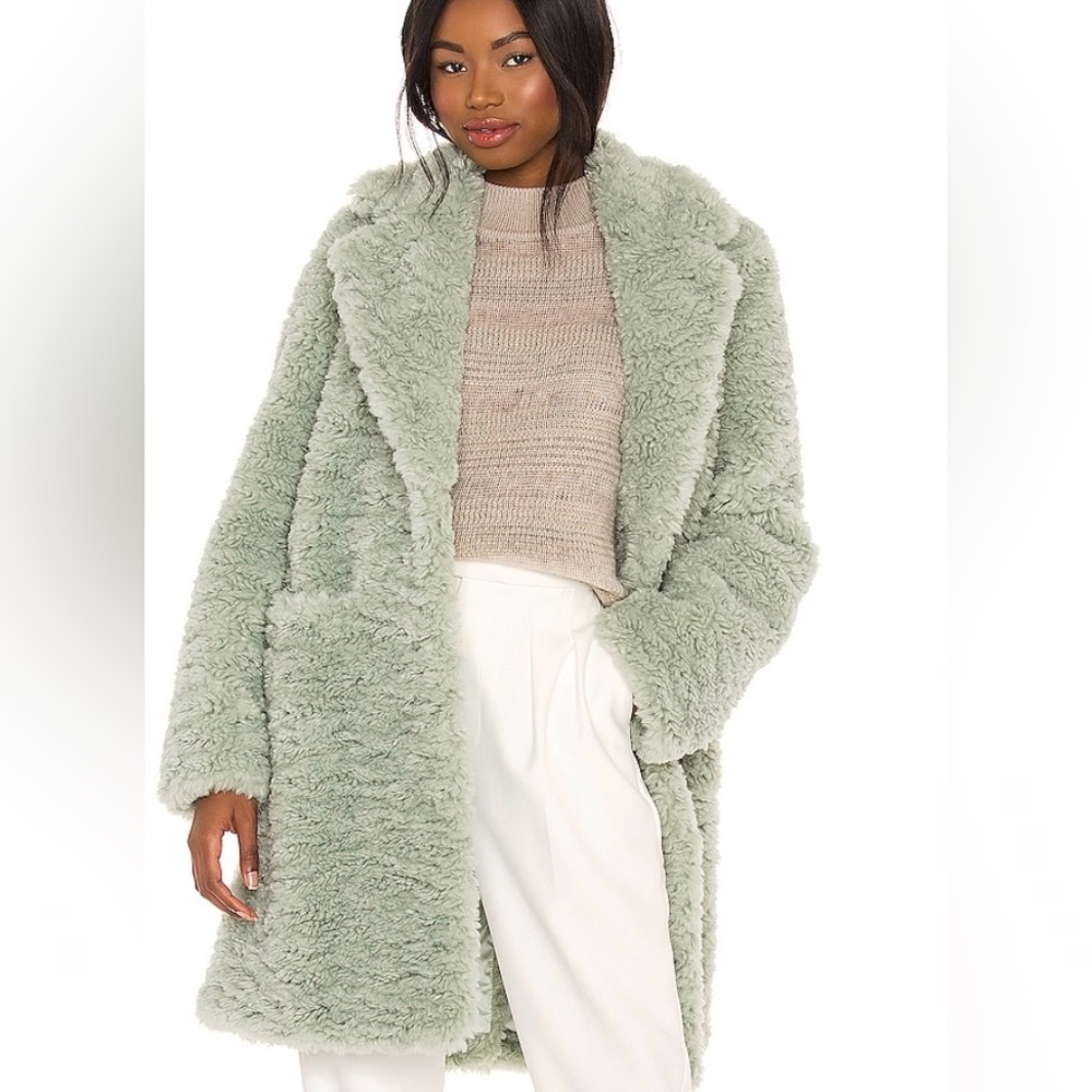 Revolve - Song of Style - brand new mint teddy coat